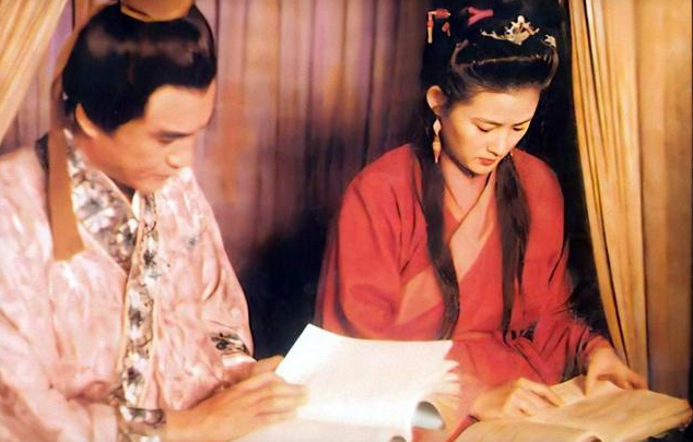 知名演员李强：演完“西门庆”没女孩敢靠近，52岁才当爹终得圆满