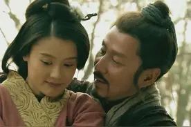 戚夫人：美貌加任何一张牌都是王炸，唯有单出是死局图片