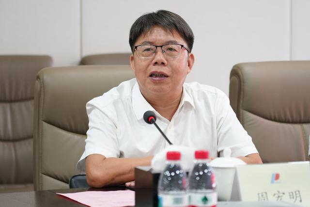 温职院等一行到访人民电器 共探合作新路径