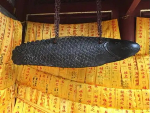 中国有一寺庙，庙不大，却有武警24小时站岗，究竟有何过人之处？