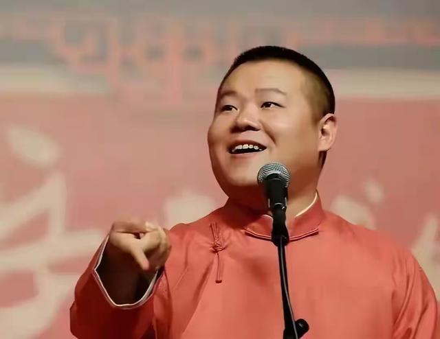 钱再多也没用，官媒出手揭露岳云鹏夫妇真实现状，走上于谦的老路