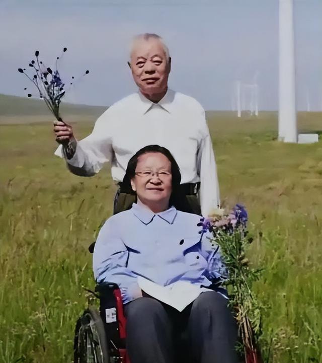 2023年，李讷同志为河北受灾群众捐款，看到金额后令人敬佩