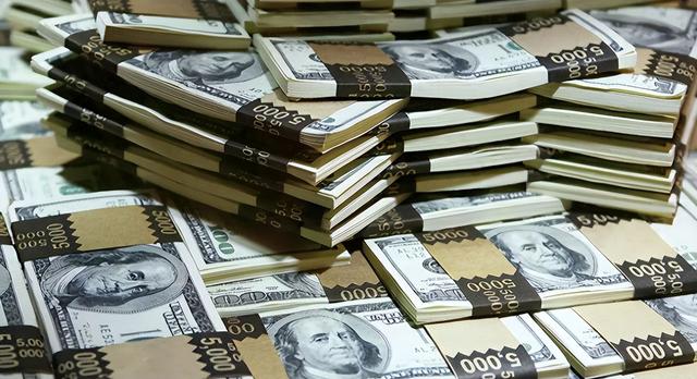 加拿大反水，狂抛567亿美债，白宫梦碎，中国持仓一夜回到17年前