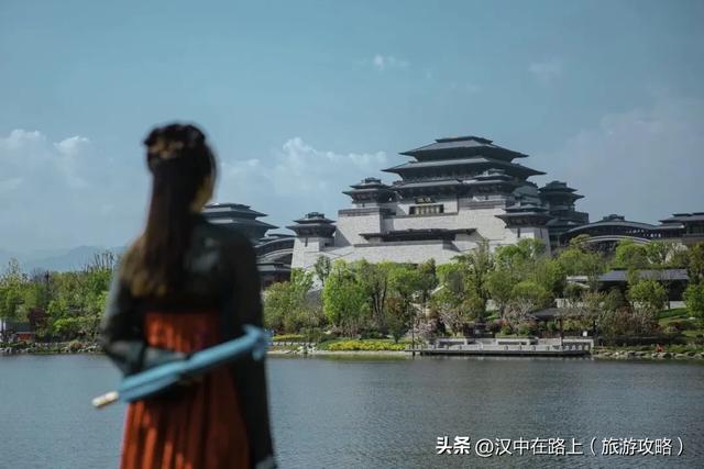 双节汉中兴汉胜境超热闹，快冲→