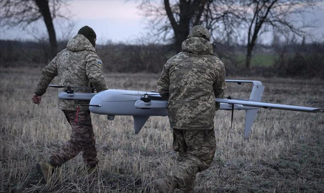 台军又当冤大头！19万买的无人机竟是玩具，掏空民众钱包肥了谁？