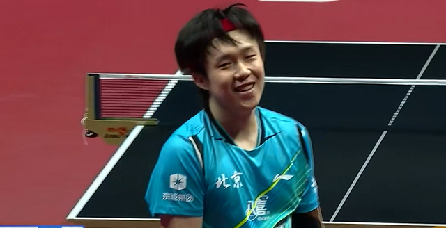 泪目！北京3-1上海夺冠：王楚钦笑了，许昕拥抱马龙，氛围很和谐