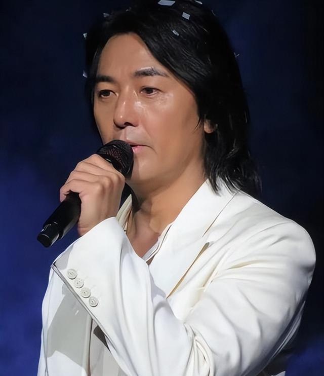 没想到，高市早苗涉华言论没完，58岁郑伊健因一个举动口碑暴涨