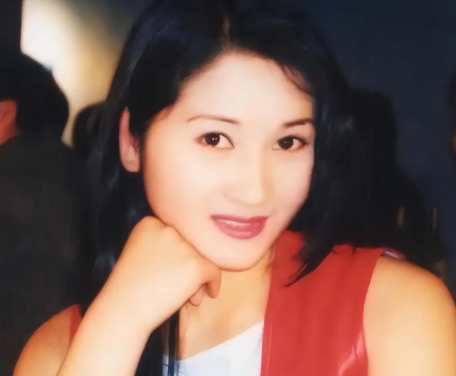 陪睡陪玩只是冰山一角，明星们自爆娱乐圈内幕，一个比一个毁三观