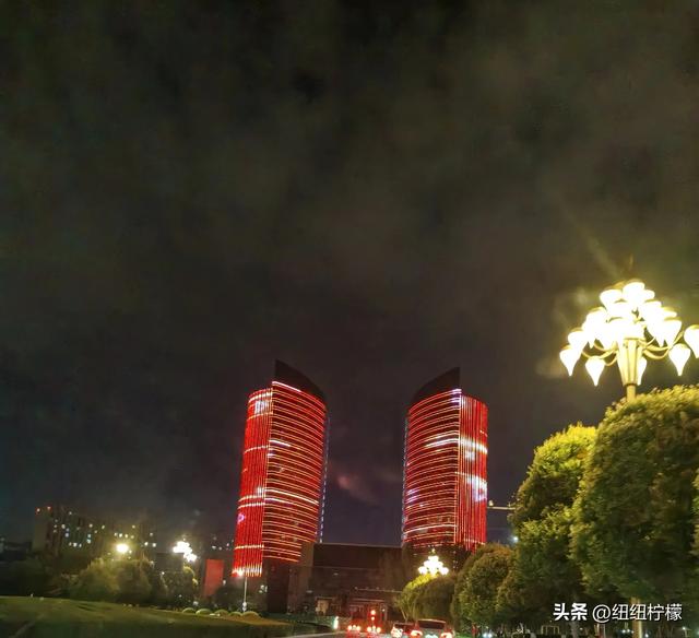 刚从内蒙古回来，在鄂尔多斯玩了多个景点，想说的话有很多