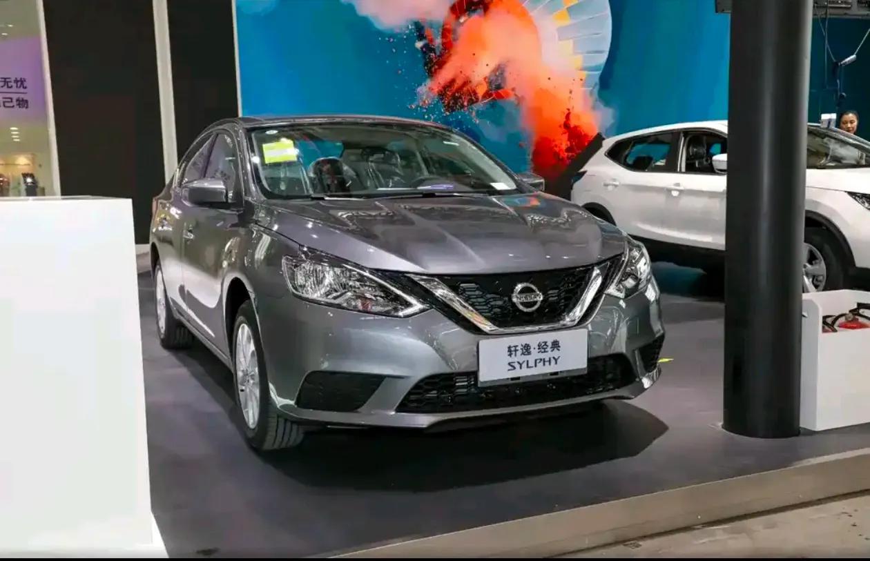 轩逸经典燃油经济性_买经典轩逸会不会过时_轩逸经典空间表现