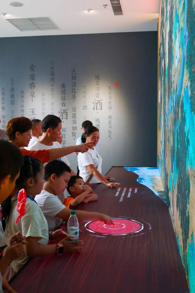 万里长江第一城，何处最“宜宾”？501的答案藏着千年烟火与团圆味