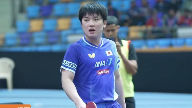 10月15凌晨亚锦赛！国乒惊天逆转，绝杀日本！张本智和彻底被打哑