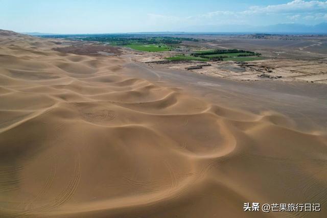 新疆的这座城市，地处荒漠干旱贫瘠，却出了四个世界级景点