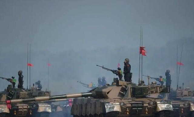 巴铁很无奈：中国武器虽物美价廉，但有时候买啥，不是自己说了算