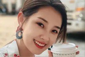 郭宇欣连上三部短剧，冲上热榜第二，三个男搭档不出名却很帅！图片