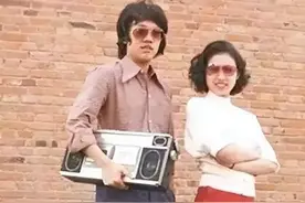 80年代曾风靡的“的确良”，为何突然不见？其实它就是改了个名图片