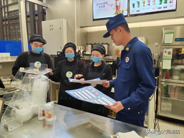 暑期旅游高峰来临，消防力量进驻景区排查隐患、普及知识、锤炼能力