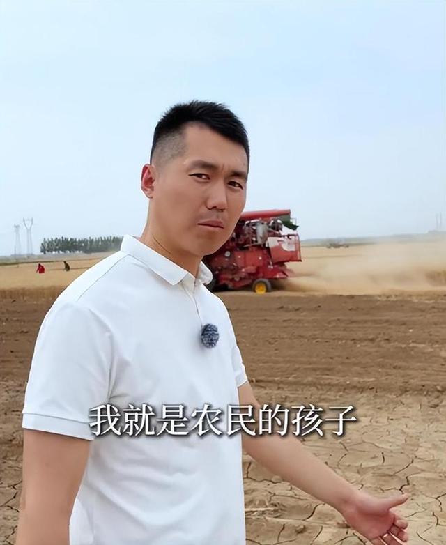 阅兵结束10天，“最帅升旗手”张自轩被骂10天！如今他后悔了吗?