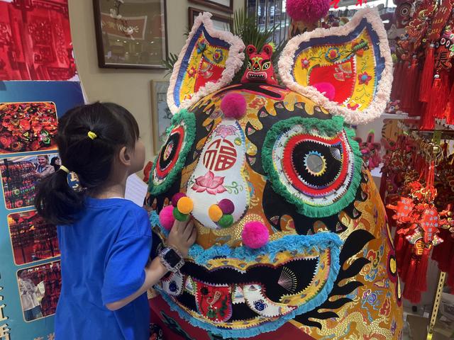 太原：市民热情逛展 带火周末“文博游”