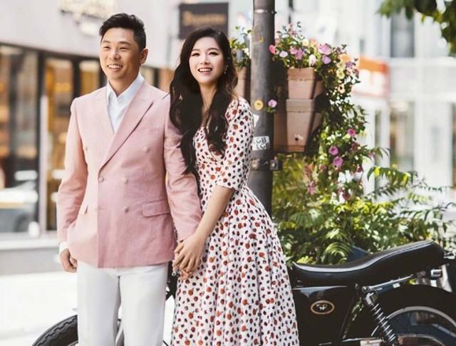 香港知名女星正式离婚，颜值高身边不缺追求者，享受单身生活