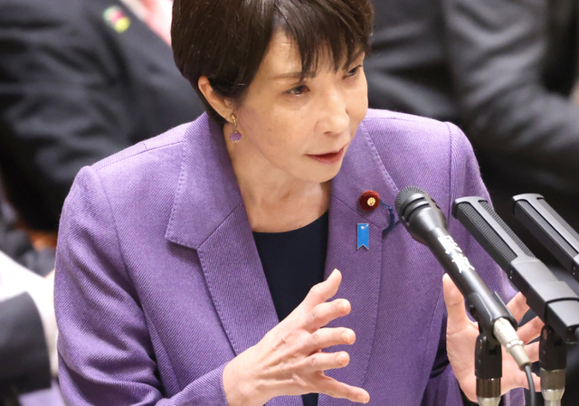 中方制裁刚落地，特朗普就改主意了！取消撤离计划，赖在琉球保台