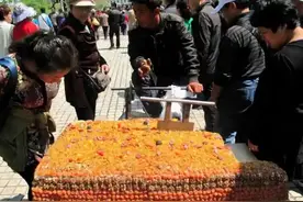 没生意还全国乱窜，遭大众抵制的“新疆切糕”，背后有什么猫腻？图片