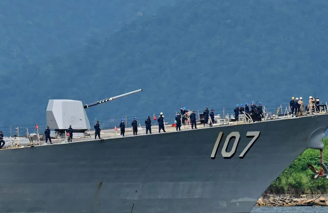 美军陈兵加勒比海的幕后：“门罗主义”回归	，特朗普重返西半球