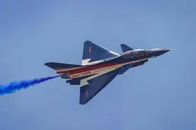 歼20还在加速暴兵，解放军知道时间不等人，年产数量破百可定乾坤图片