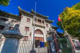 除了北协和、南湘雅、东齐鲁和西华西，还有哪些优秀的医科大学？图片