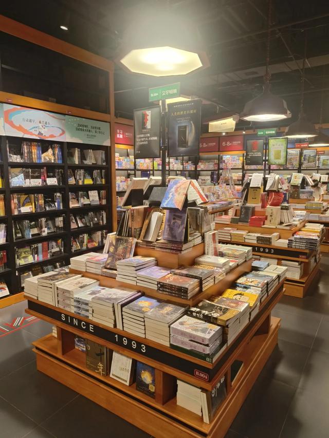 天津大悦汇《西西弗书店》