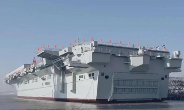 装了电磁弹射器，也装了阻拦索	，四川舰神速出海，其意义不一般