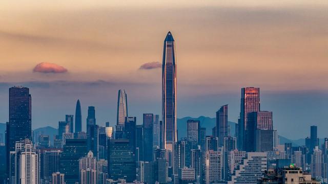 2025中国十大热门旅游城市排名，成都第3，郑州第5，重庆垫底！