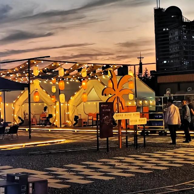 和老伴去湖北利川待了半年，我实话实说：跟网上说的不太一样