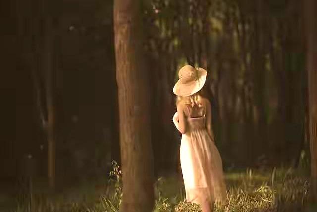 女人敢开口向你要这样东西，就是生理性喜欢