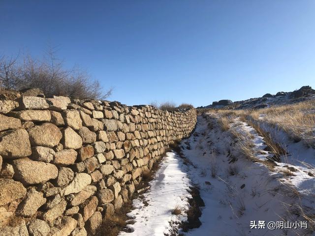 行摄包头市固阳县天盛成秦长城遗址段