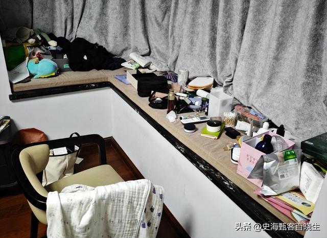 湖南一女子因长得太漂亮	，55岁没上过一天班，颜值曝光后网友感慨