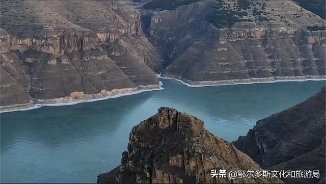 在准格尔的静默冬日，与峡谷共愈山河~
