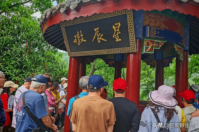 重庆丰都名山鬼城景区，里面到底啥样？