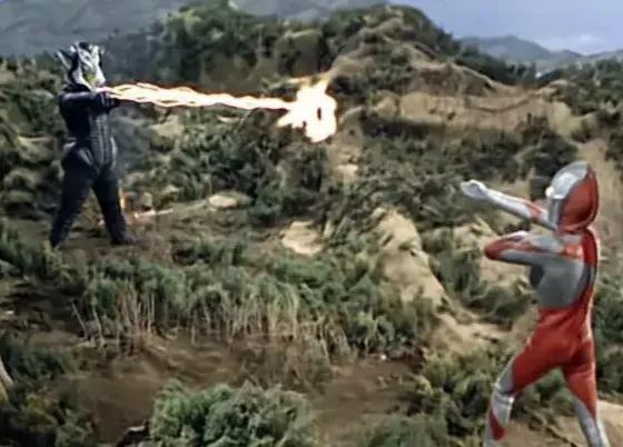 初代奥特曼佐菲和新奥特曼利匹亚佐菲