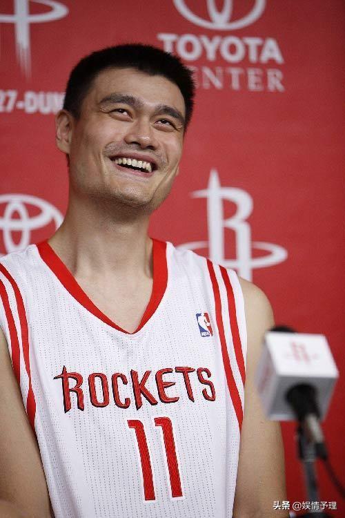 辞职篮协主席的姚明，如今怎样了？