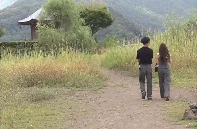富士山小镇的天塌了！人来了，水又没了