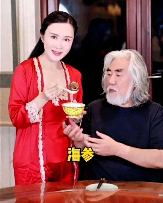 74岁张纪中被妻子嫌弃了！杜星霖吐槽：什么都玩不了，还没有情趣
