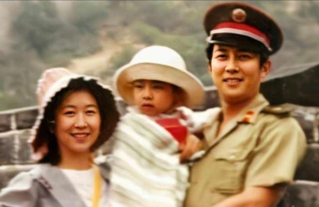 唐国强也没想到，走了35年的前妻，意外让两个残疾儿子承受了恶意