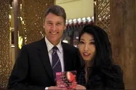 曾和曲婉婷许下海誓山盟的加拿大温哥华市长，现在为何另娶他人？图片