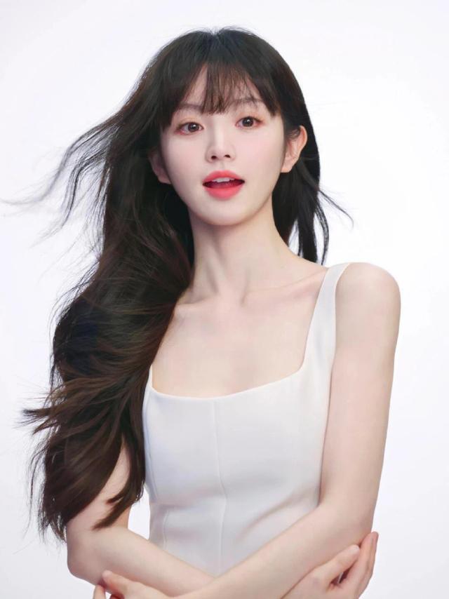 田曦薇，这就是顶级甜妹的魅力吗？太无敌了!