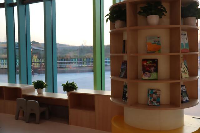 近百万藏书免费看！重庆市少儿图书馆攻略来了→