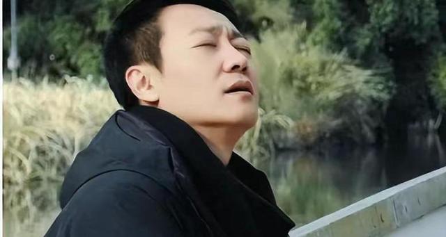 朱媛媛去世不到1年，52岁辛柏青现身春晚彩排	，恶心的一幕出现了