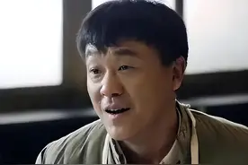 看完何冰读中戏时的帅哥圈子，就理解为何他一进校门，心态就崩了图片