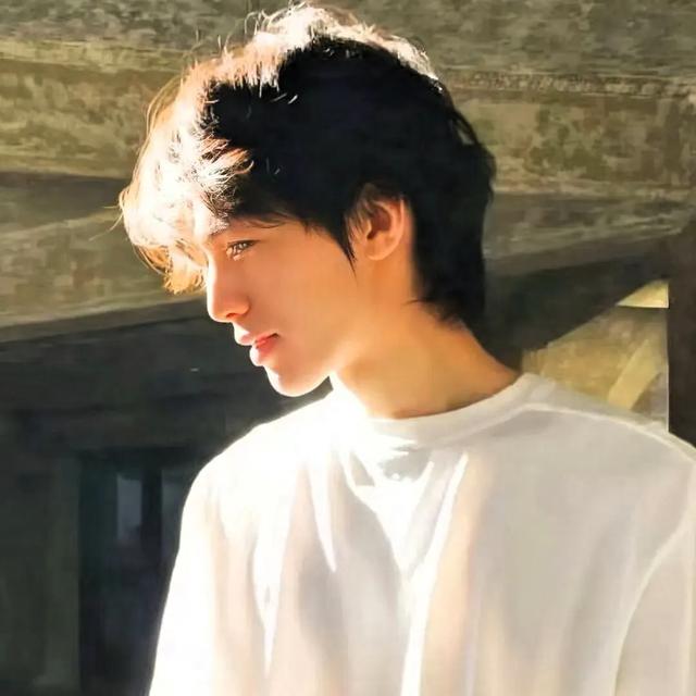 情头｜不必万丈光芒，只需做彼此的光