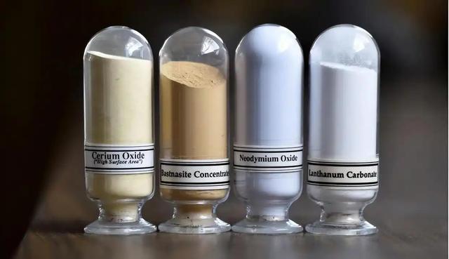 特朗普向全球发出通牒：180天内必须对中国动手，不配合就加税